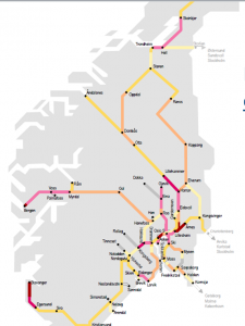 Kartet viser kapasitetsutnyttelse av rutenettet gjennom døgnet i sør-Norge. Jo mørkere rød fargen er, dess tettere er togtrafikken og jo større er sjansen for forsinkelser og problemer.