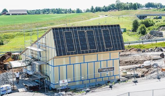 Med huset som “bensinstasjon”