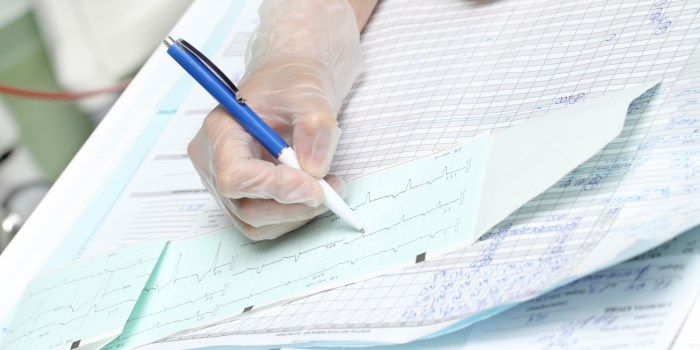 I den nye ordningen sendes meldingene til Nasjonalt kunnskapssenter for helsetjenesten. Hensikten har vært å ha fokus på læring av feil, og at meldingene skal frikobles tilsyn og redsel for sanksjoner. Foto: ThinkStock