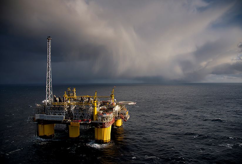 Er det mulig å planlegge alle brønner i et område samtidig med én borerigg? Spørsmål som dette skal det nye prosjektet besvare for å få ned kostnadene på brønnplugging. Foto: Statoil.