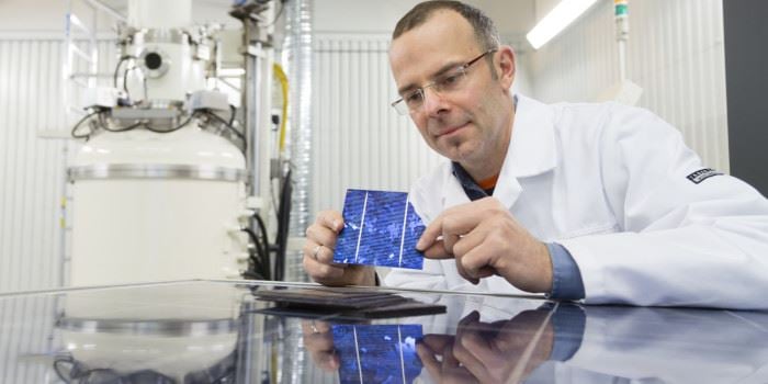 Utilising solar cell materials that would otherwise end up on waste sites, is an important aim of the EU &quot;EcoSolar&quot; project, which is coordinated by SINTEF Research Scientist Martin Bellmann. Photo: SINTEF / Thor Nielsen