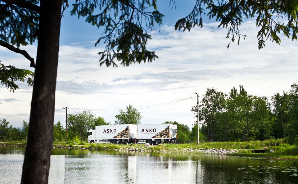 Den norske grossisten Asko satser på å ha sin første hydrogendrevne lastebil på veien i 2018, og blir trolig først i Europa med slik tungtransport som nullutslippstiltak. Ifølge forskere er flåter av vare- og lastebiler spesielt egnet til å sikre rask innfasing av hydrogen i veitransport. Illustrasjonsfoto: Asko