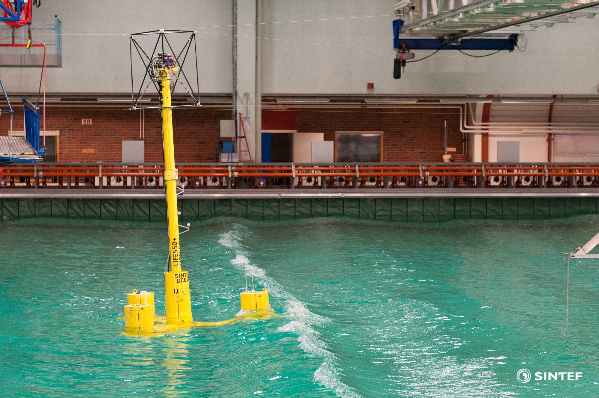 Her testes fremtidens havvindteknologi