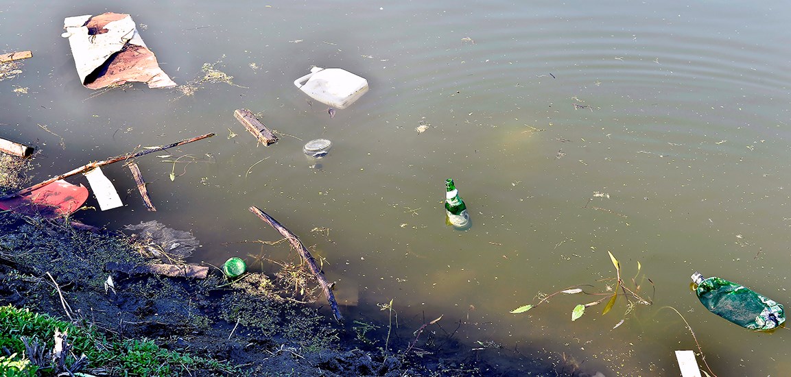 Miljødirektoratet ønsker seg flere tiltak for å bekjempe plastproblemet i havet.  Illfoto: Colourbox