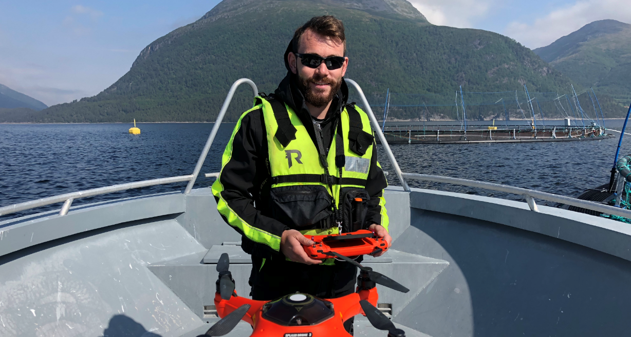 Skal sjekke fiskevelferden i merdene med «robotskilpadde»