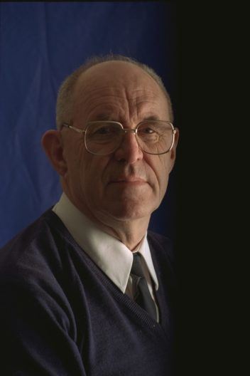 Professor emeritus Jens Glad Balchen. Foto fra brosjyren &quot;Teknologi for samfunnet&quot; fra 1998. Foto: Gøril Klemetsen / NTH Info