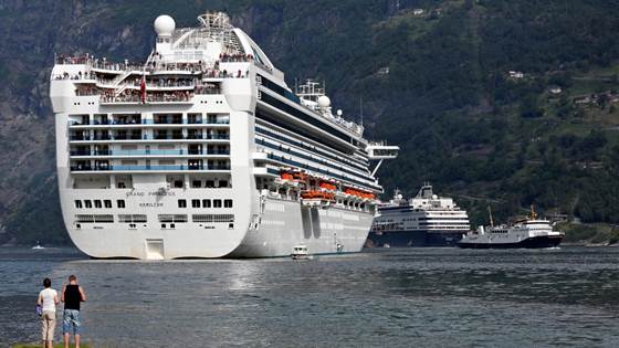 Stivbeinte rensekrav kan gjøre skip mindre klimavennlige