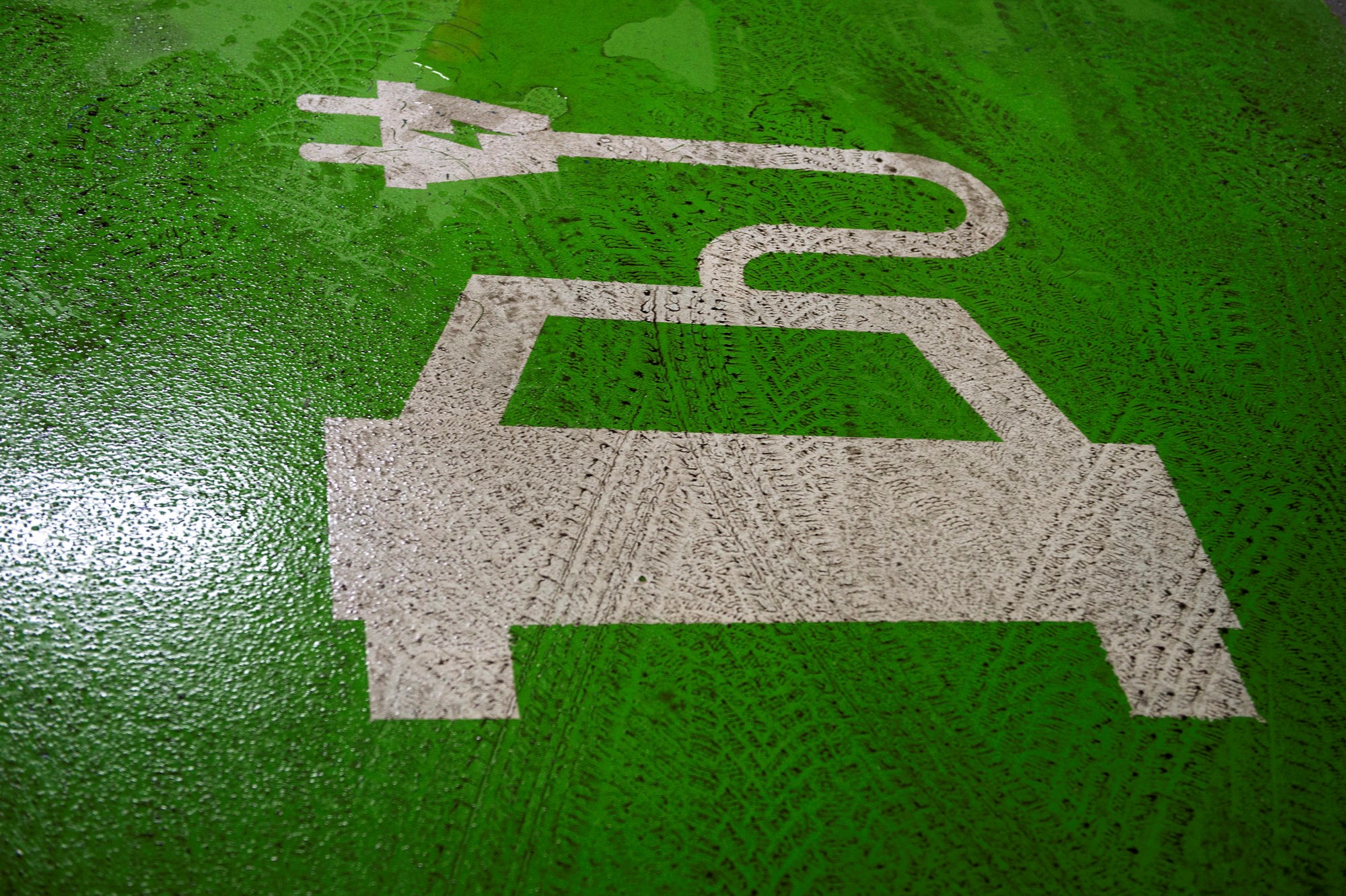 Hva gjør vi med berget av brukte elbilbatterier?