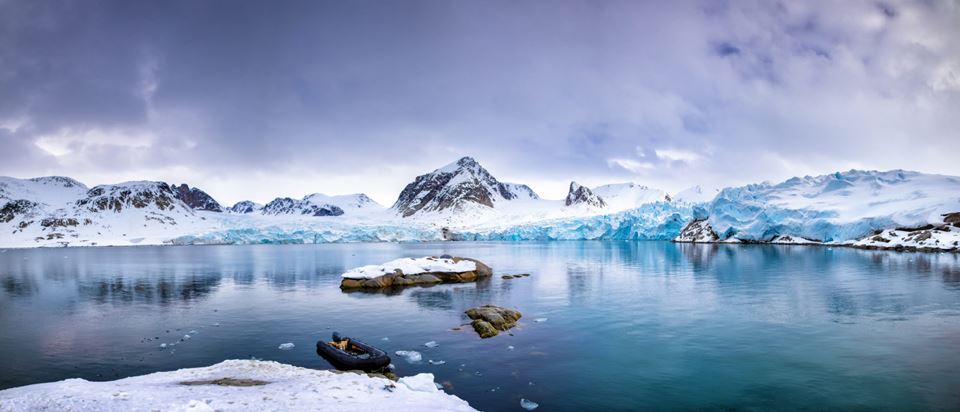 Forskere undersøker om medisinene våre kan skade miljøet i Arktis. Forskning har vist at antidepressiva endrer atferden til små planktondyr og fisk. Det kan få konsekvenser for overlevelsen. Illustrasjonsfoto: Rixipix/iStock