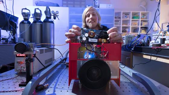 Roboter kan finne og fjerne skrot i verdensrommet
