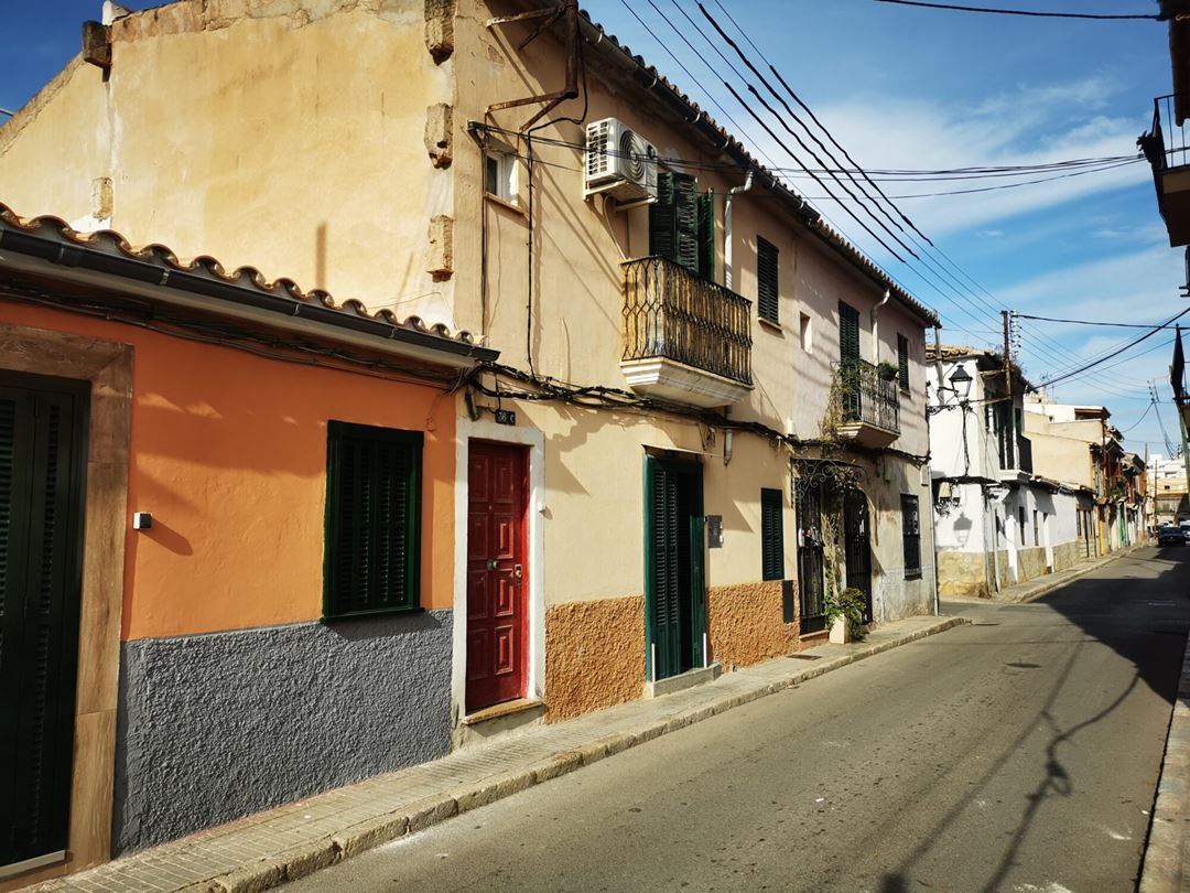 Palma har en god del gamle hus. Nå skal mange av dem oppgraderes for å bli mer energieffektive. Foto: Foto: Marta Nicolau Prohens 