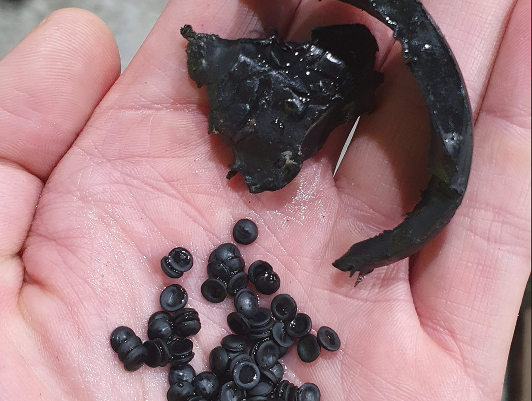 Plastavfall blir plastpellets - og dermed nytt råstoff.
