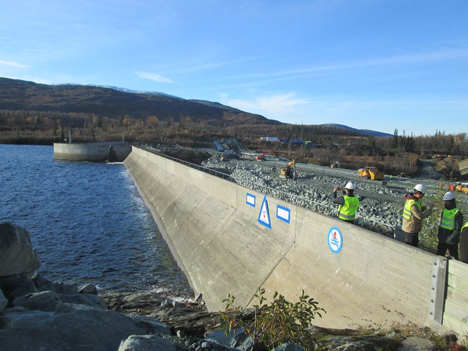 Det er store muligheter for videreutvikling i norsk vannkraft. Her er fra fornyingen av dam Namsvatnet i Trøndelag. (Foto: Leif Lia / NTNU)
