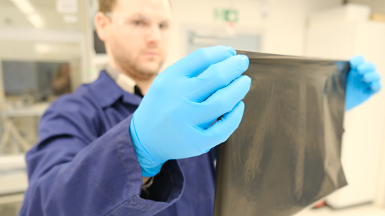 Denne syltynne løsningen gjør brenselceller billigere og mer miljøvennlige