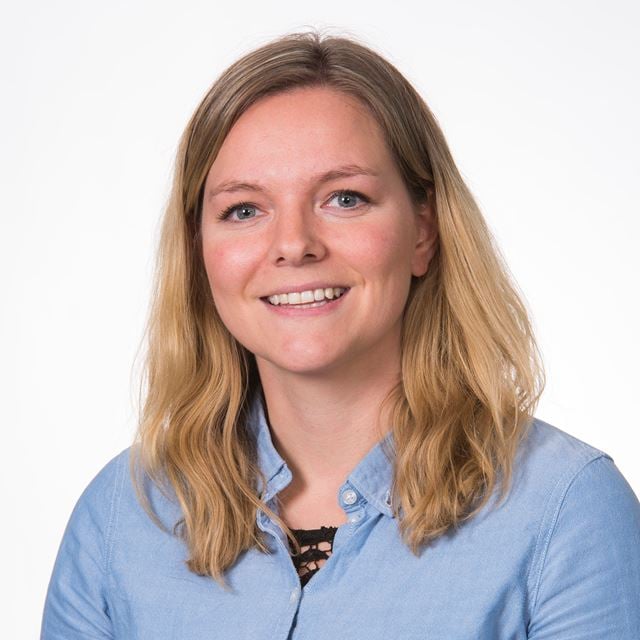 Portrett. Hanne Seter er seniorforsker innenfor mobilitet, og jobber med anvendelse av teknologi i transportsystemet. Foto: SINTEF