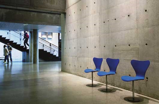 Researchers have developed a new classification system which provides an objective assessment of the aesthetic qualities of concrete. The photo was taken in the Science Building at NTNU. Photo: Thor Nielsen.