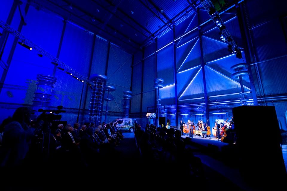 The high-voltage laboratory is the biggest and most spectacular of the facilities assembled under one roof at the new SINTEF Energy Lab. Photo from the opening ceremony: Thor Nilsen.