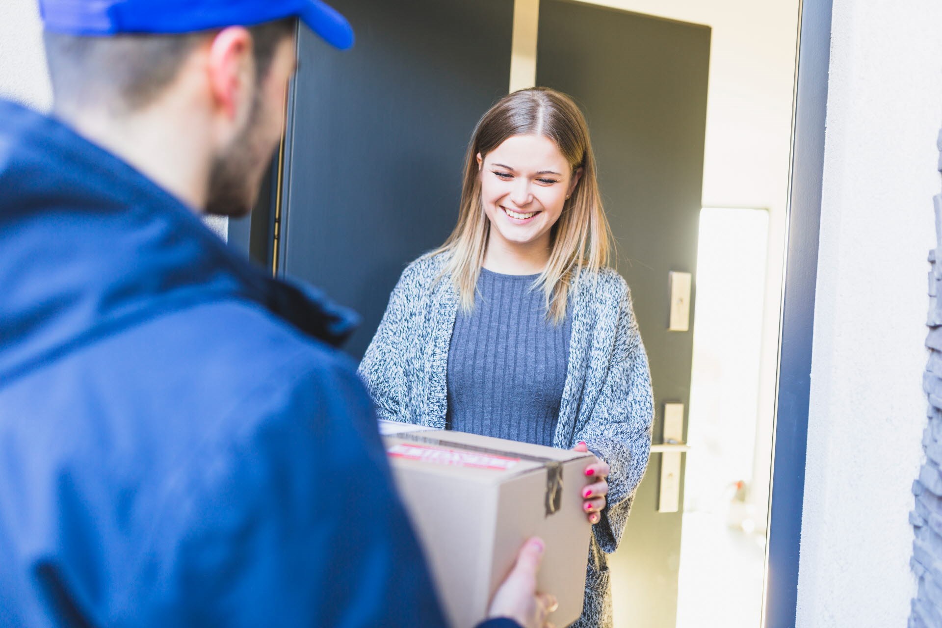 Will home delivery and e-commerce make our transport habits more eco friendly?