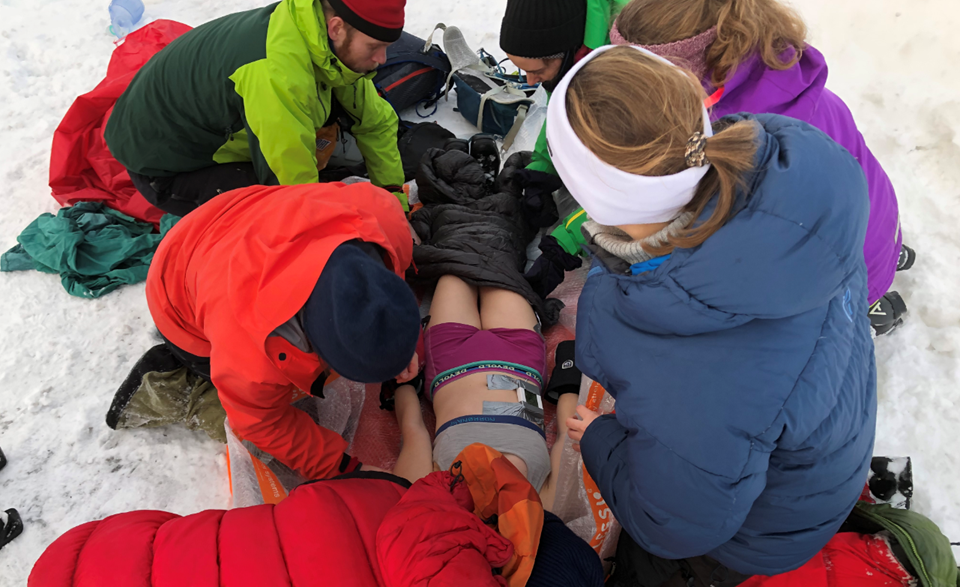 Hypothermia patients face an increased risk of bleeding. Here we see the research team in action. Photo: SINTEF