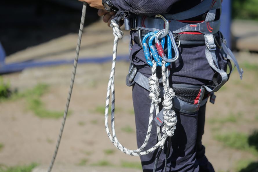 What does a rock climbing belay device have in common with a subsea cable installation vessel?