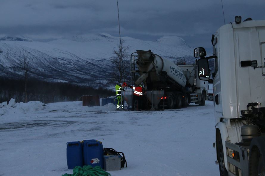The benefits of keeping concrete warm during transport in arctic conditions