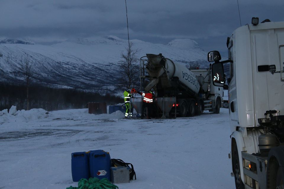 Cold conditions: In the future the demand for low-carbon concrete will increase. Such concretes have a low cement content and, as a result, low heat development during hardening. This makes them more vulnerable to frost damage. Photo by SINTEF