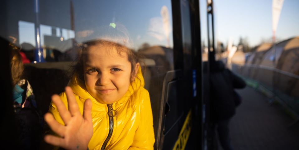 Children or women disappearing and falling into the hands of human traffickers is a nightmare for everybody at the transit centre at the Polish-Ukrainian border, according to the authors. Photo: Christoph Soeder/dpa/NTB