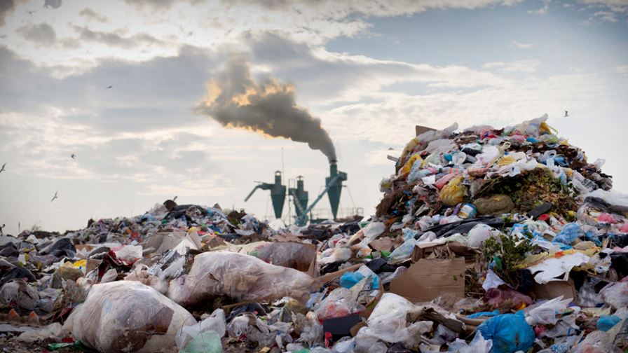 A new approach to waste incineration removes CO2 from the atmosphere