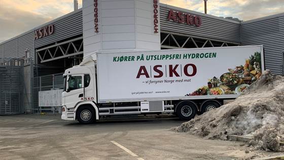 150 hydrogen-powered trucks ready to roll on European roads