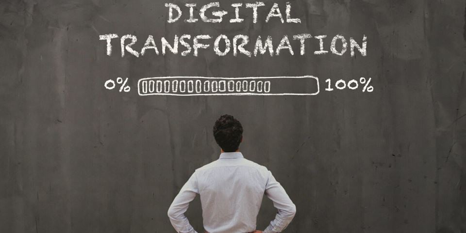 The terms digitalisation and digital transformation have been tossed around and used interchangeably in parliamentary and consultants’ reports, and in the media. In this blog, SINTEF research scientists Rasmus Ulfsnes and Nils Brede Moe explain the difference.