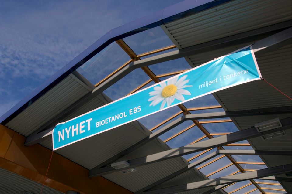 Remember that summer day back in 2007 when you could finally fill your car with bioethanol? Photo: Birna Rørslett/Samfoto/NTB
