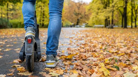 Cycling versus e-scooters – what are the health impacts?