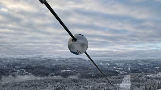 Power ball on transmission wires lowers electricity bills