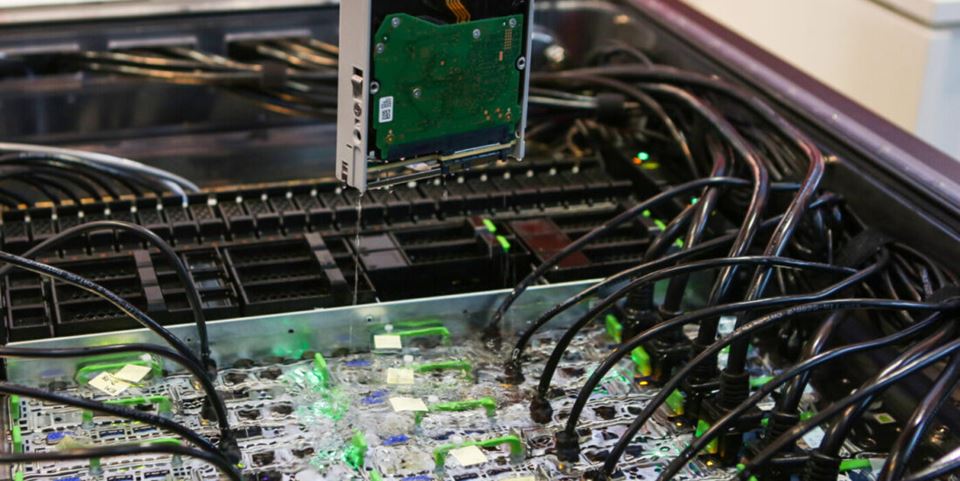 Cooling computers with liquid could be the answer to ensuring that our digital transformation can happen without excessive energy losses. Photo: Alamy