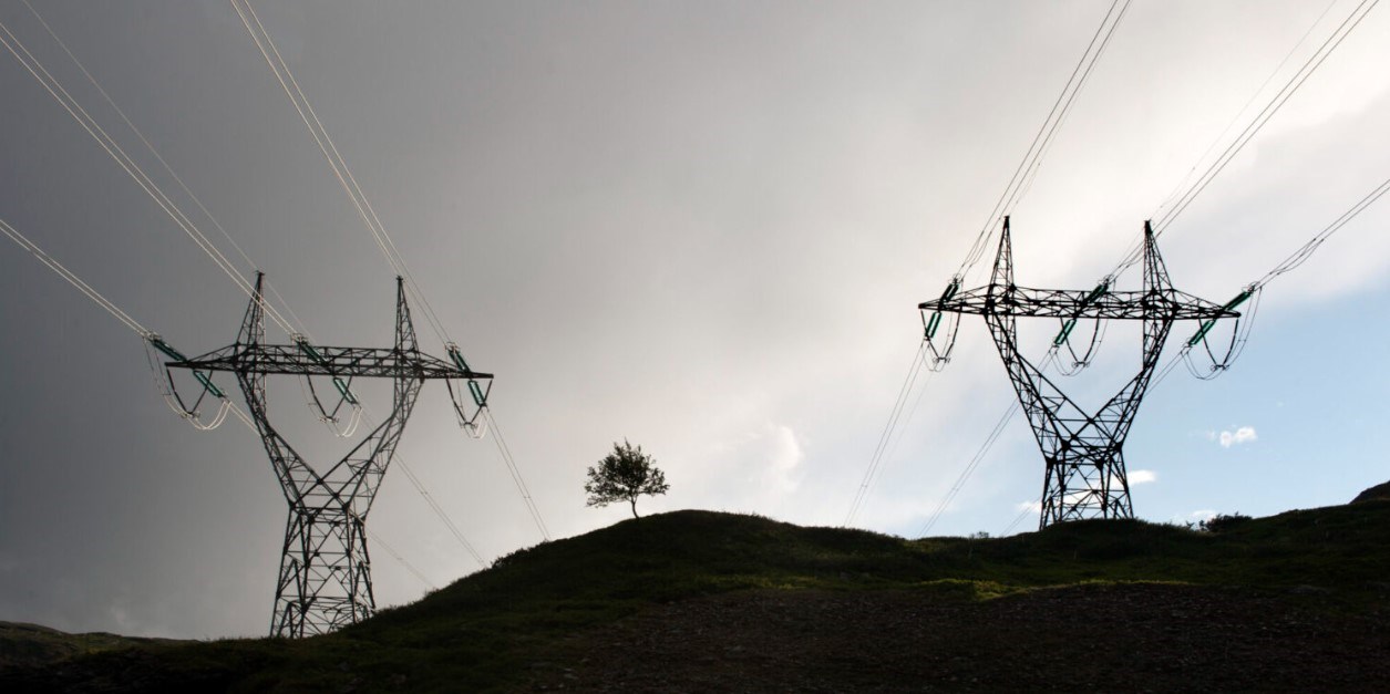 How better paper can save billions in the power grid