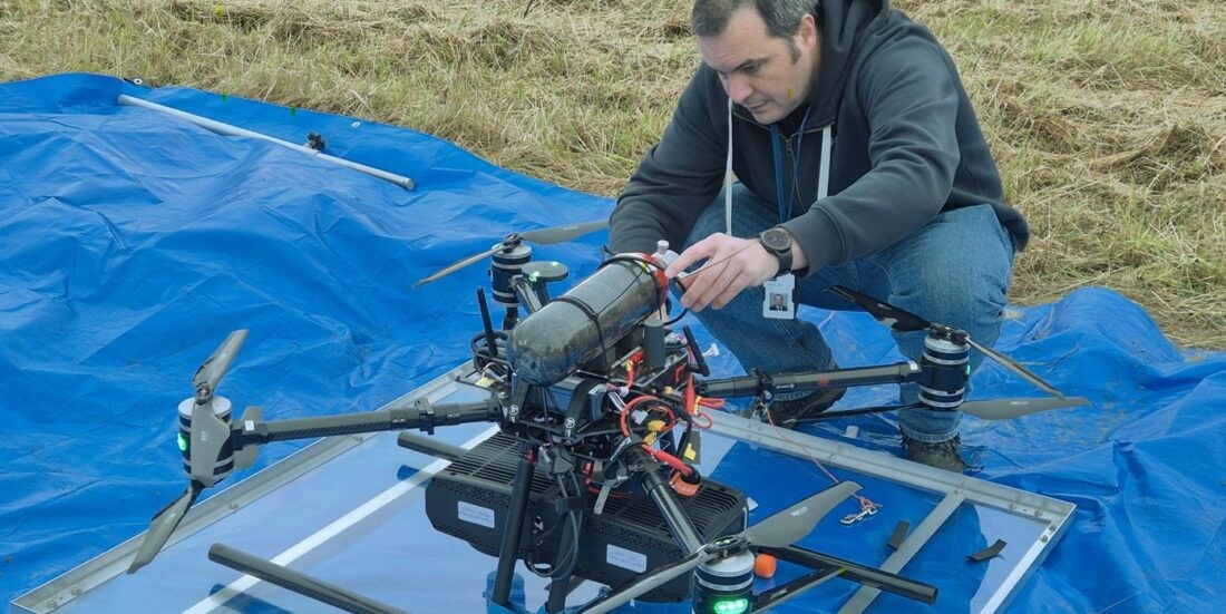 Swapping batteries for hydrogen gives drones a whole new range